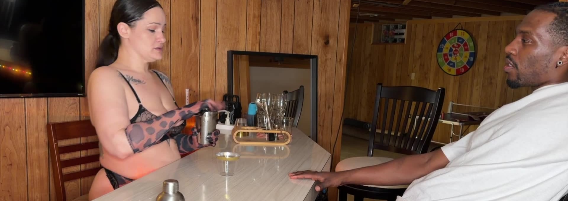 First Look CurvyCulturexxx: The Bartender MsHollywood and Ty Rolland