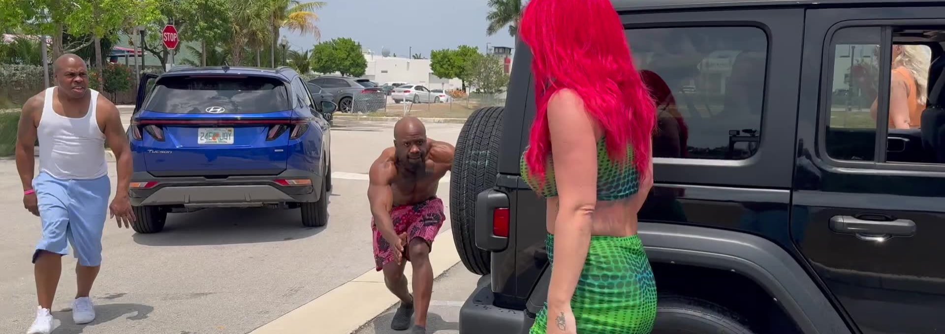 First Look: Captured S3E12 UK Special - Roxi and Gigi