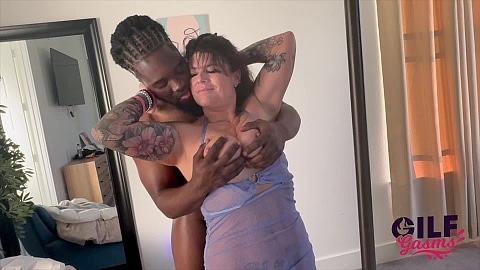 Preview GilfGasms Release - Hollee Huntress and Samson